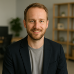 Headshot of Marius Vogel